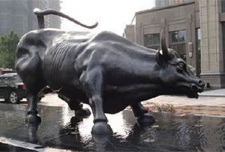 铸铜雕塑《牛》